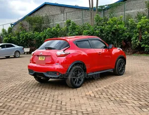Nissan Juke 2015 Red