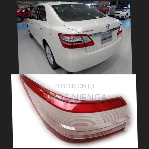 Premio 265 Tail Light Lens - main view