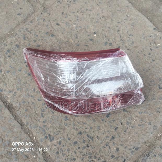 Premio 265 Tail Light Lens - thumbnail 2