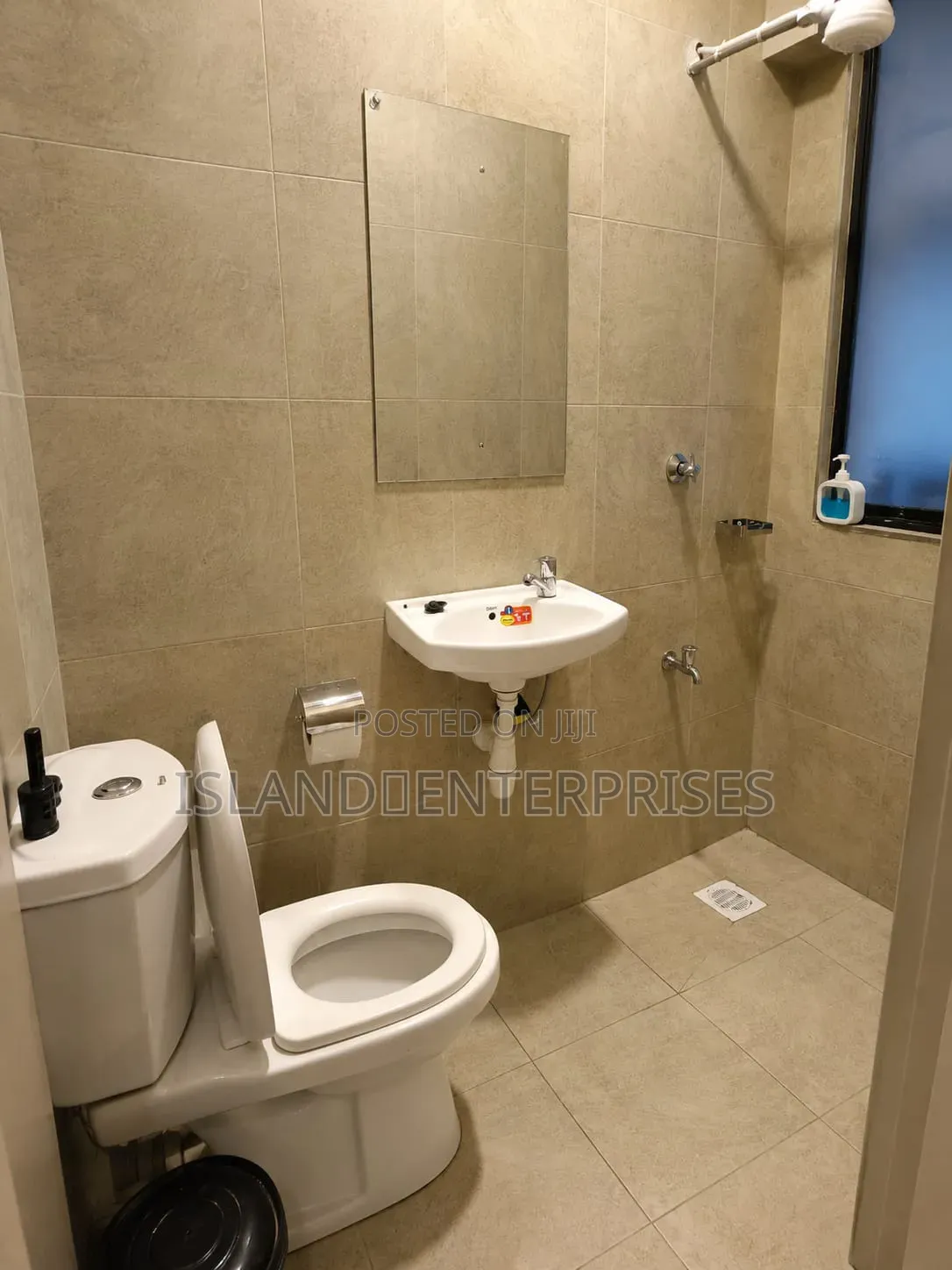 Waiyaki Way/ Naivasha Road Bnb Studio With A Rooftop Swimming Pool