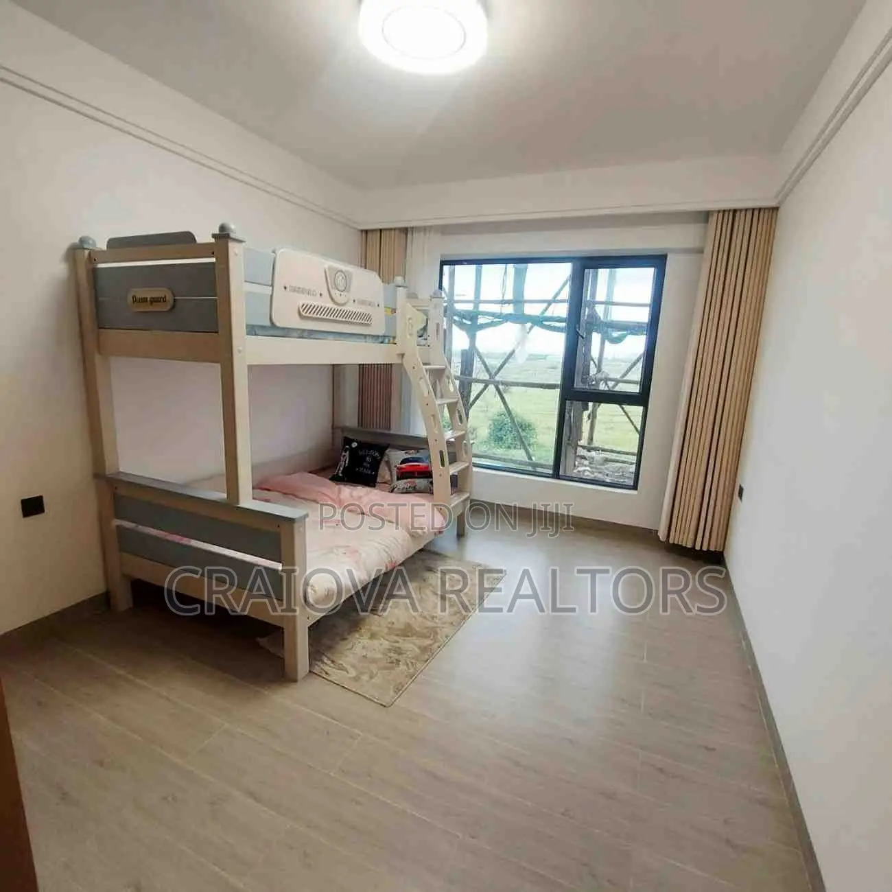 3bdrm Apartment in Hotel 67 Area for sale