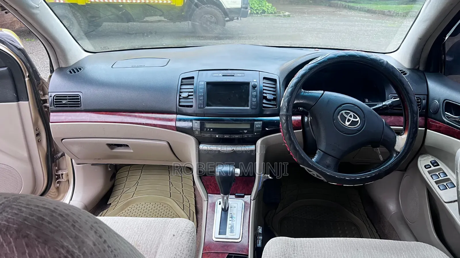 Toyota Premio 2003 Gold
