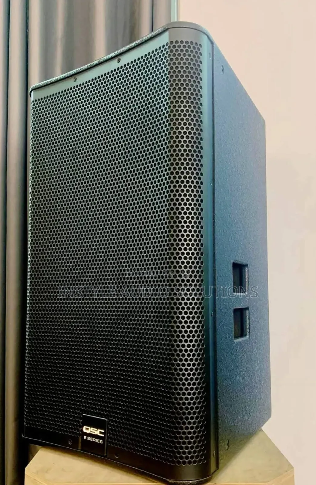 Qse E - Series 15" Mid Range Professional Speaker