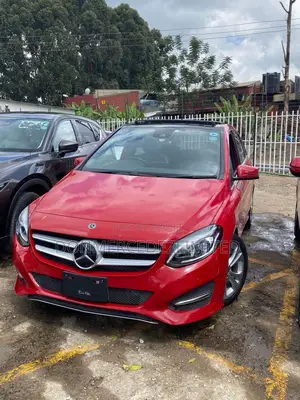 Mercedes-Benz B-Class B180 Petrol 2018 Red