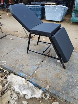 Adjustable Tattoo Bed