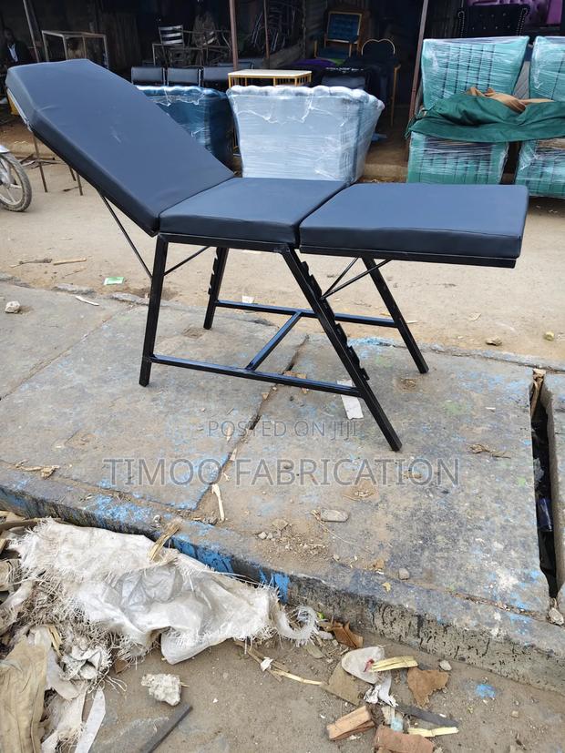 Adjustable Tattoo Bed - thumbnail 2