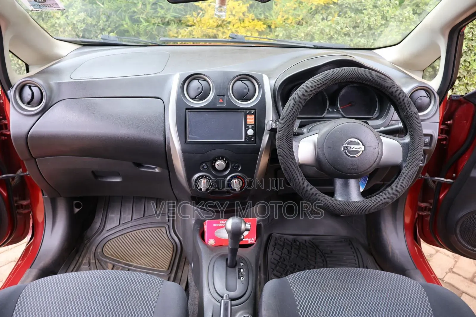 Nissan Note 2012 Red