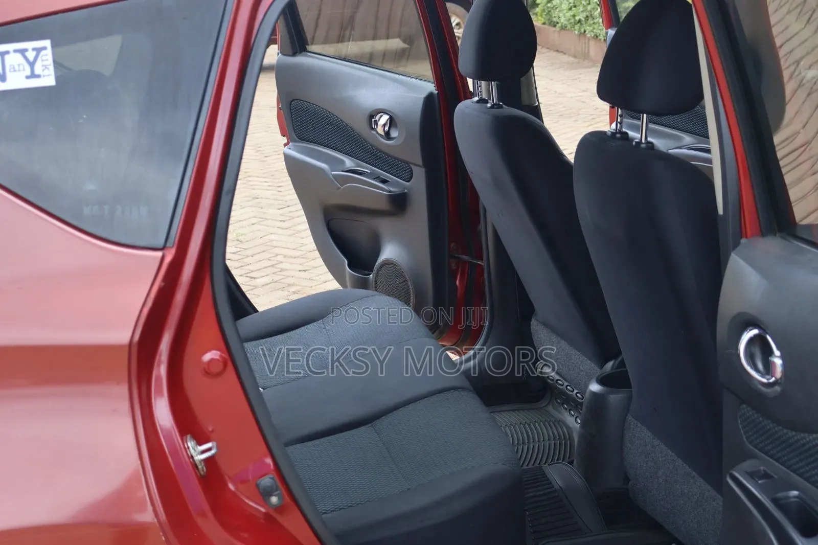 Nissan Note 2012 Red