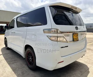Toyota Vellfire 2014 White