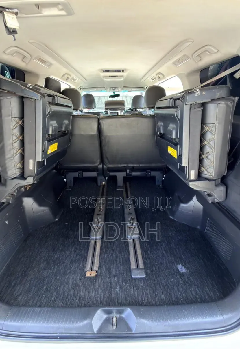 Toyota Vellfire 2014 White