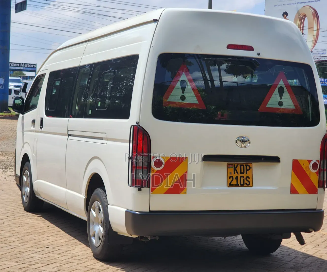 Toyota HiAce 2023 White
