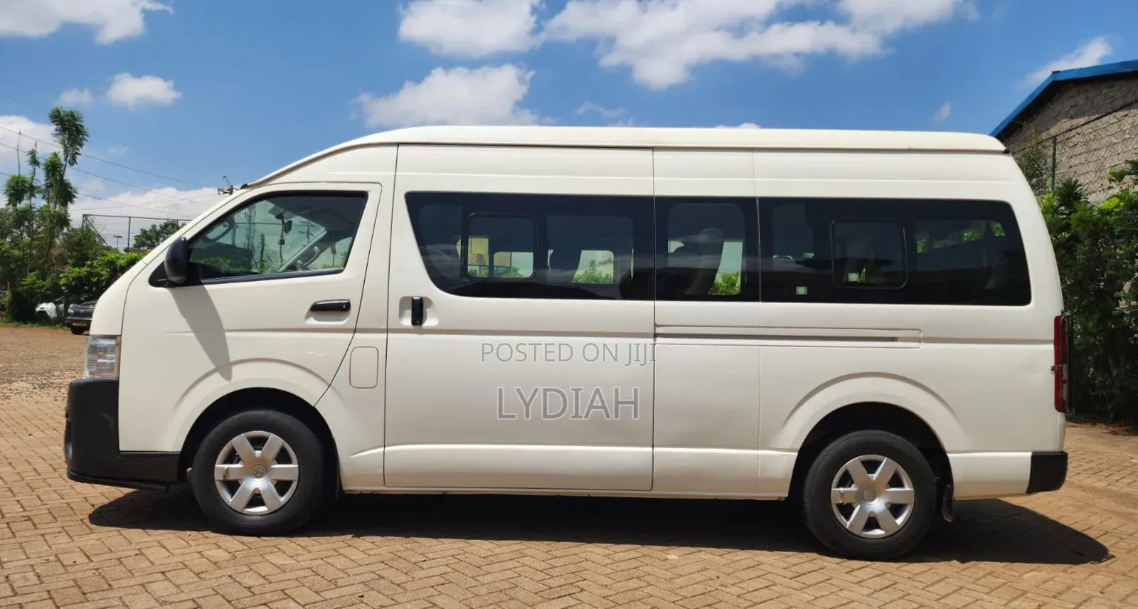 Toyota HiAce 2023 White