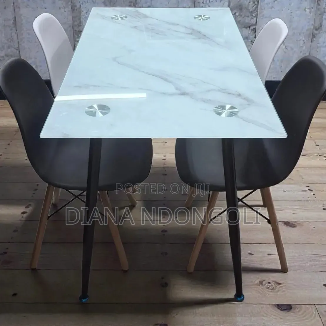 _4 Seater Glass Dining Table With Marble Effect
