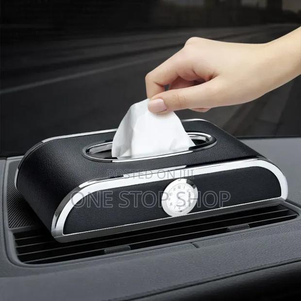 Dashboard Tissue/Saviette Holder With Integrated Clock
