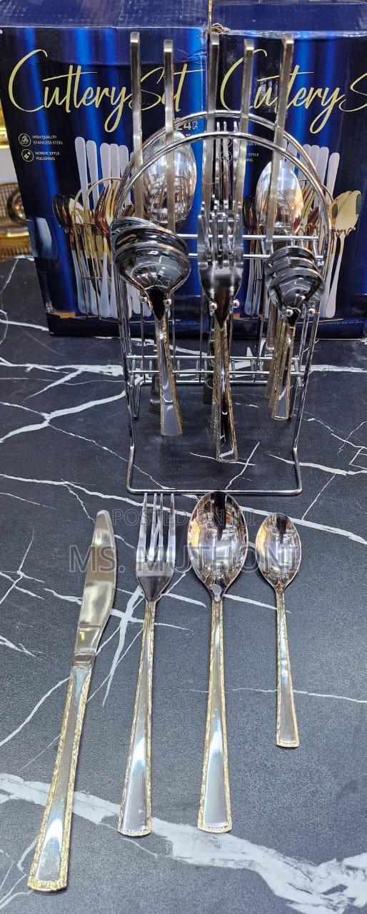 24pcs Gold Detailed Silver Cultery Set - thumbnail 3