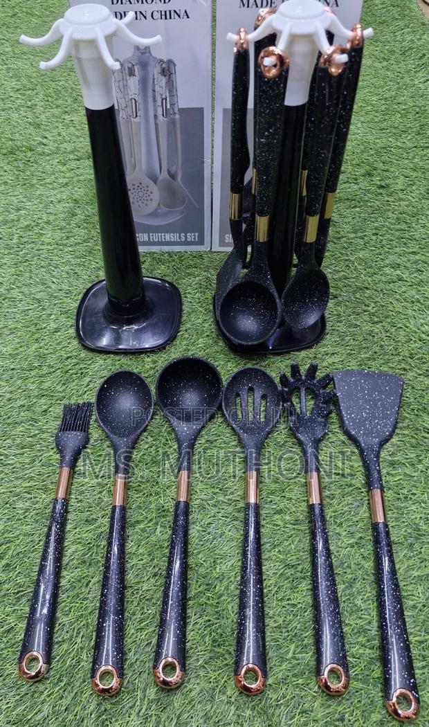 Black-Speckled Silicone 7pcs Food Grade Silicone Cutlery Set