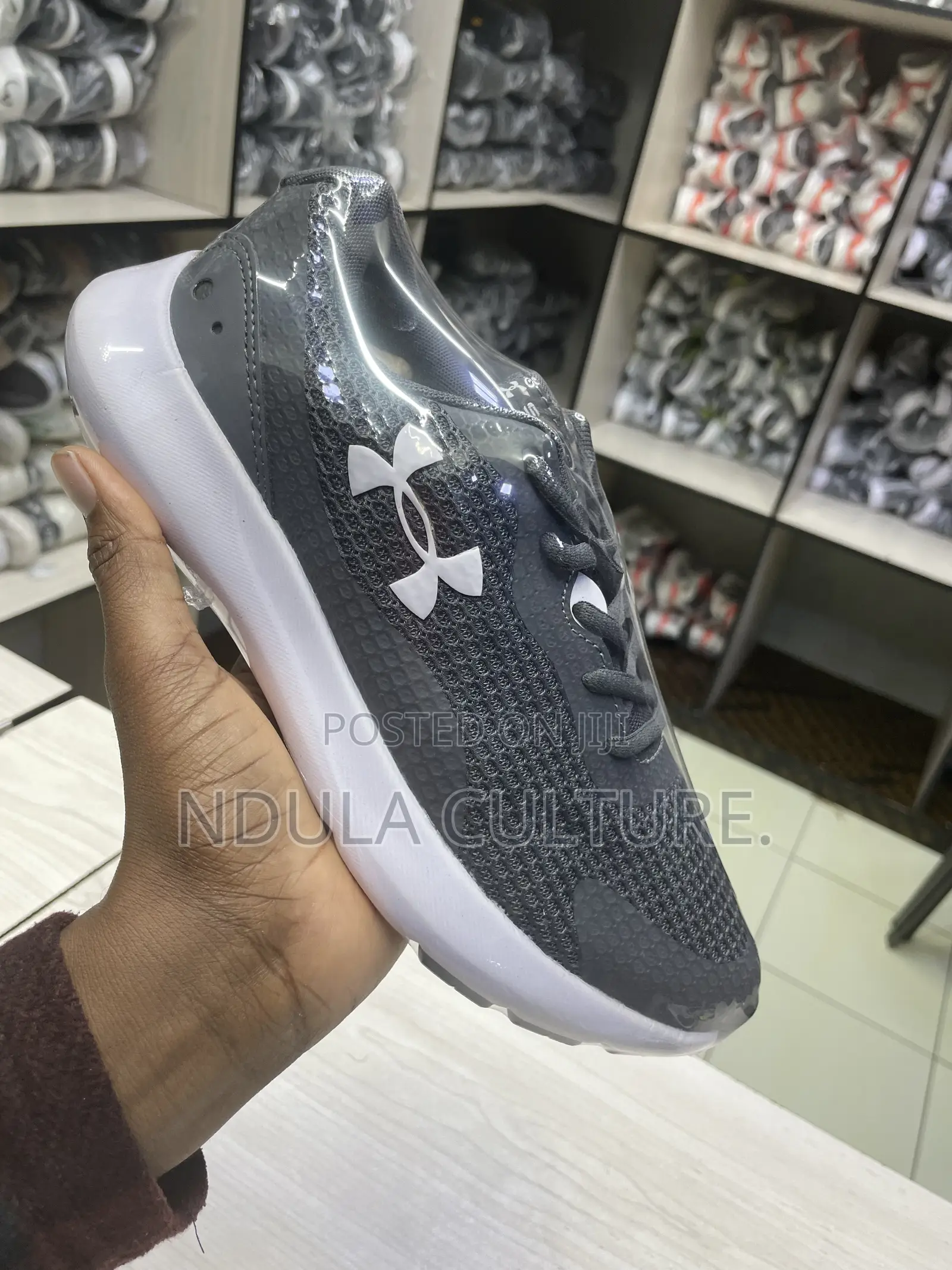 Under Armour Surge 3 Men's Running Shoes