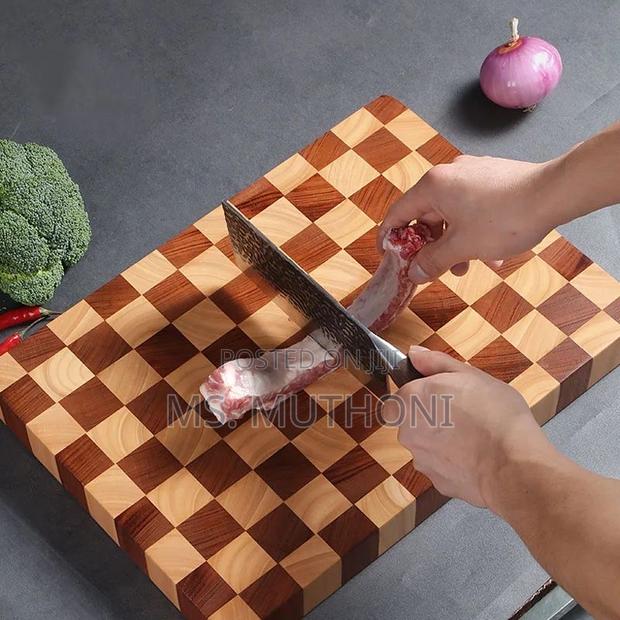 Cheff’S Quality Heavy and Durable Thick Acacia Cutting Board