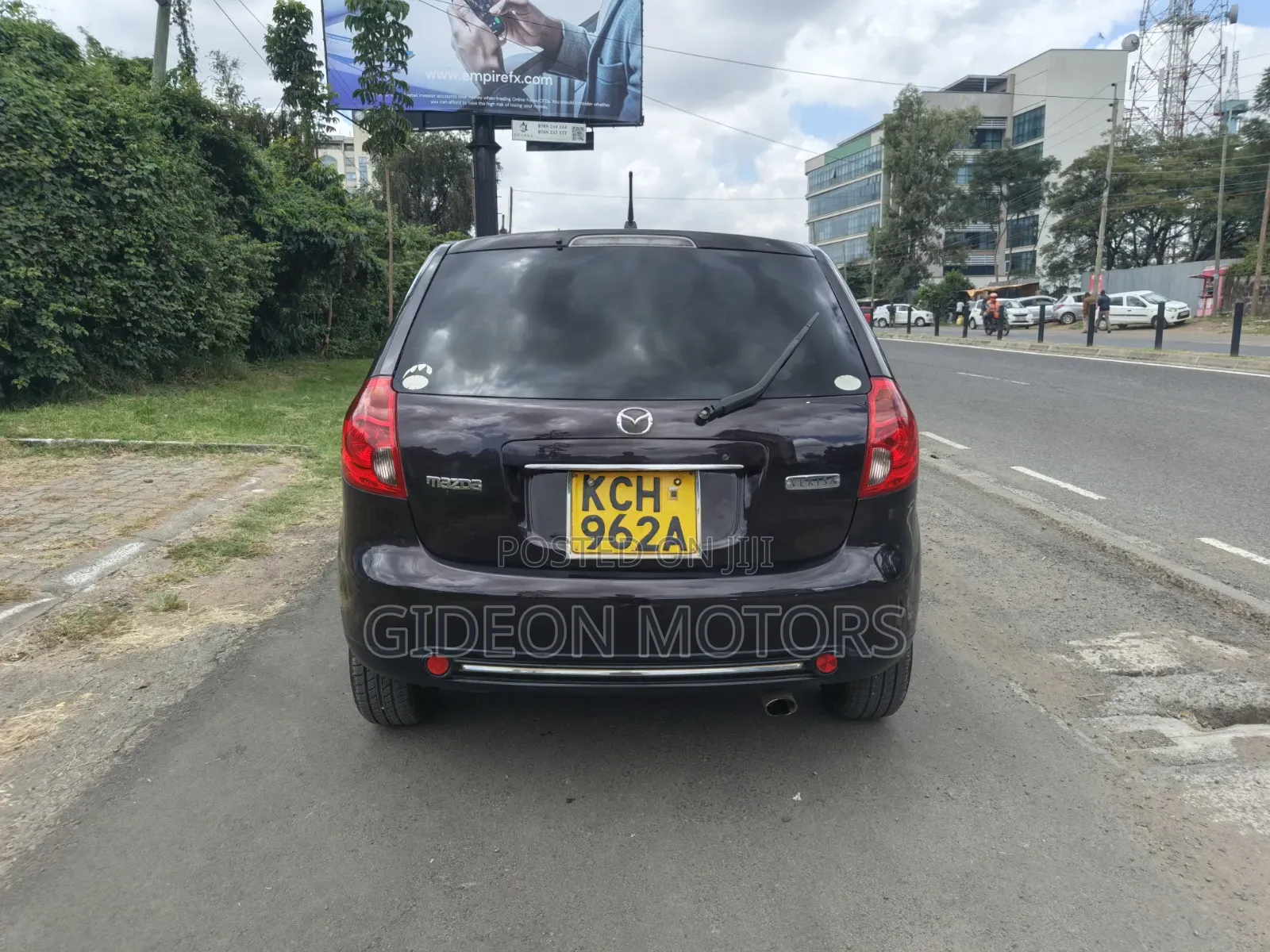 Mazda Verisa 2009 Brown
