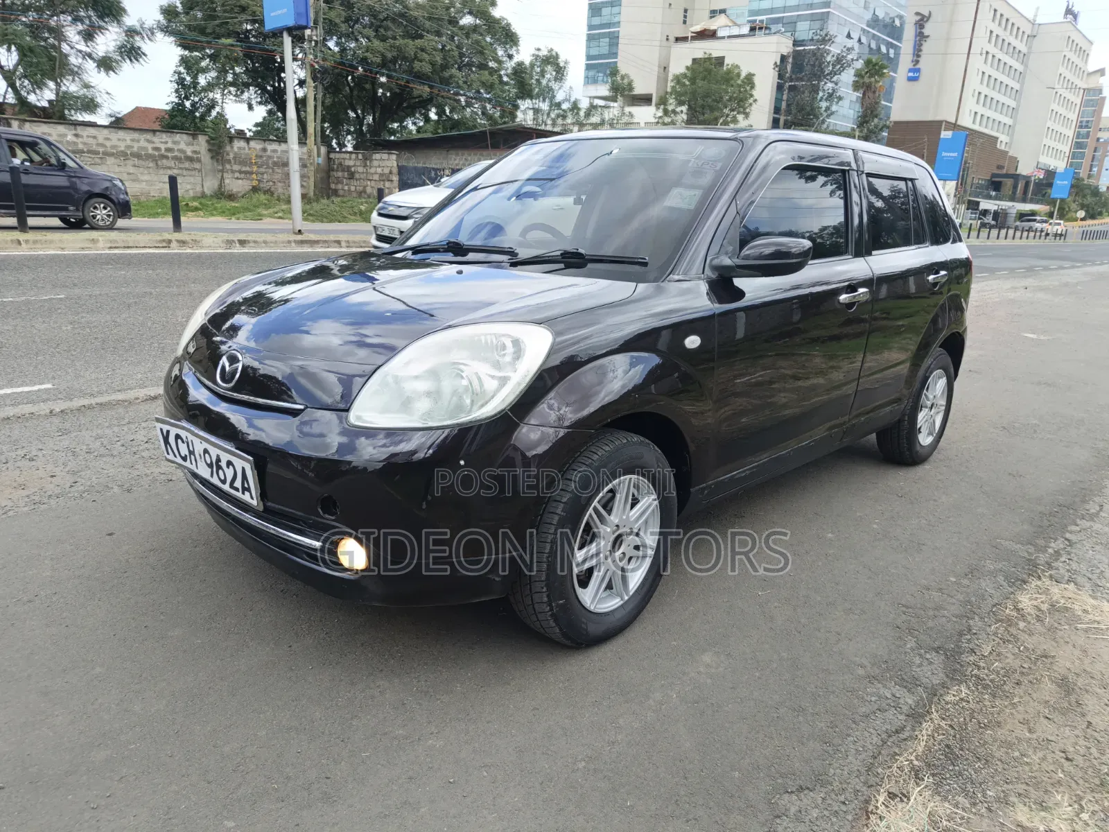 Mazda Verisa 2009 Brown