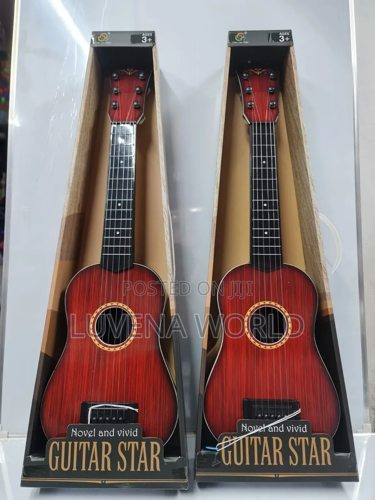 6 Strings Guitar