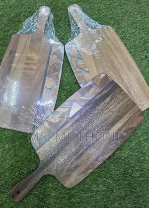 Geometric Resin Inlay and a Sturdy Handle Acacia Cutting Board