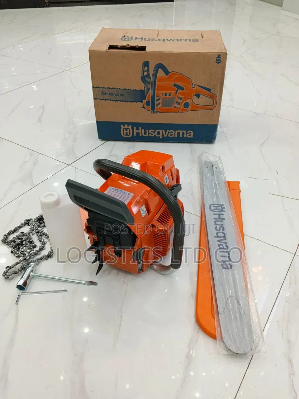 Original Hasqvarna Power Saw 272xp