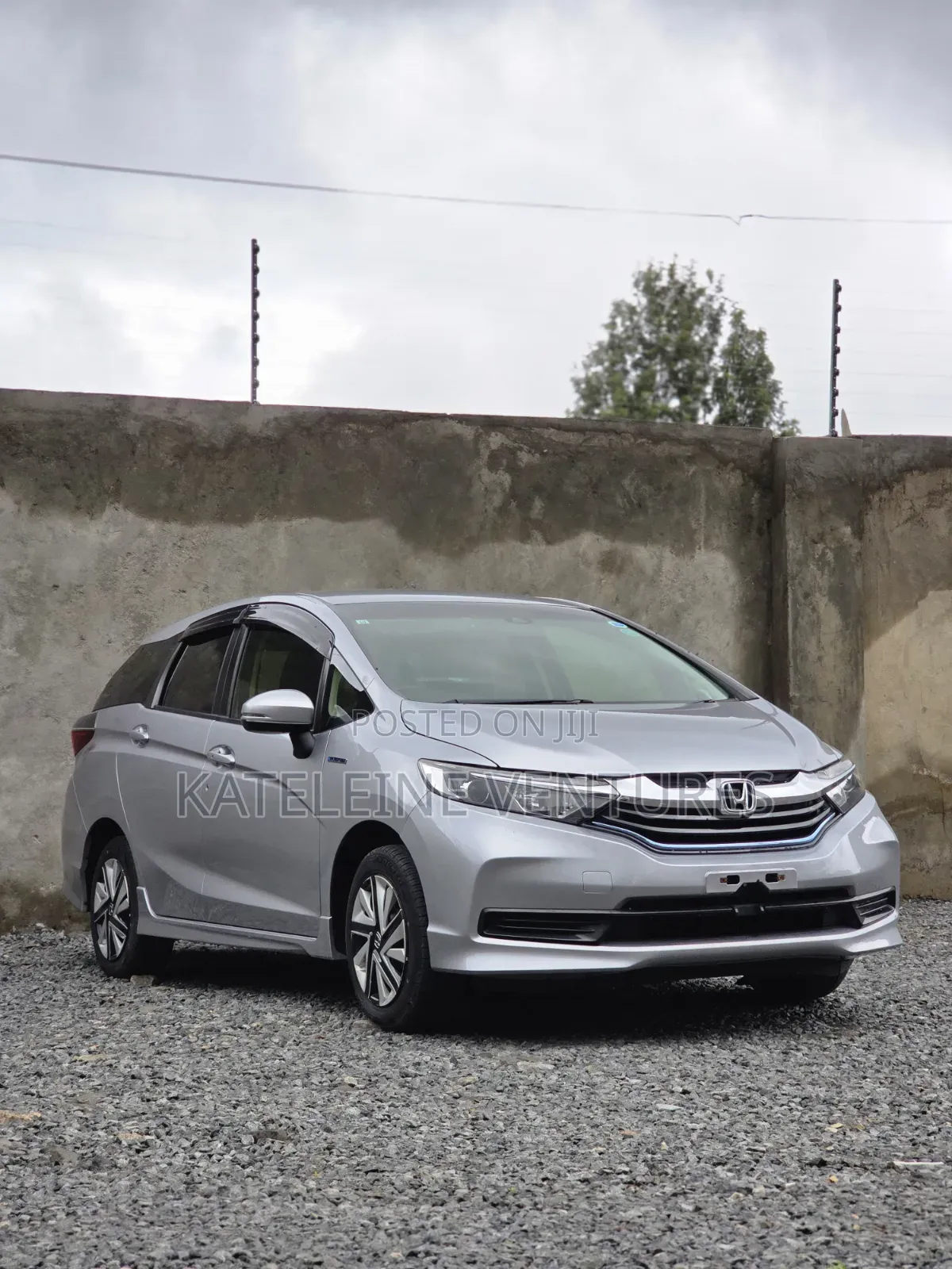Honda Fit Shuttle 2019 Silver