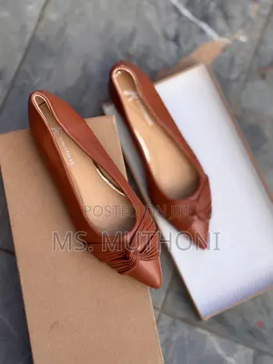 Ladies Pointy Doll Shoes Size 37-42