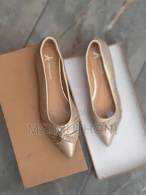 Ladies Pointy Doll Shoes Size 37-42