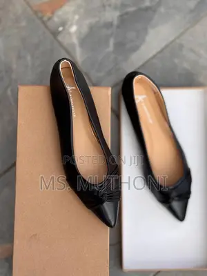 Ladies Pointy Doll Shoes Size 37-42