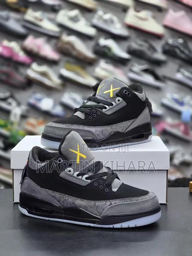 Jordan 3 Sneakers (Size 40-45) - thumbnail 4