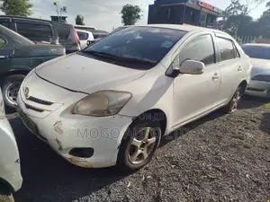 Toyota Belta 2010 White
