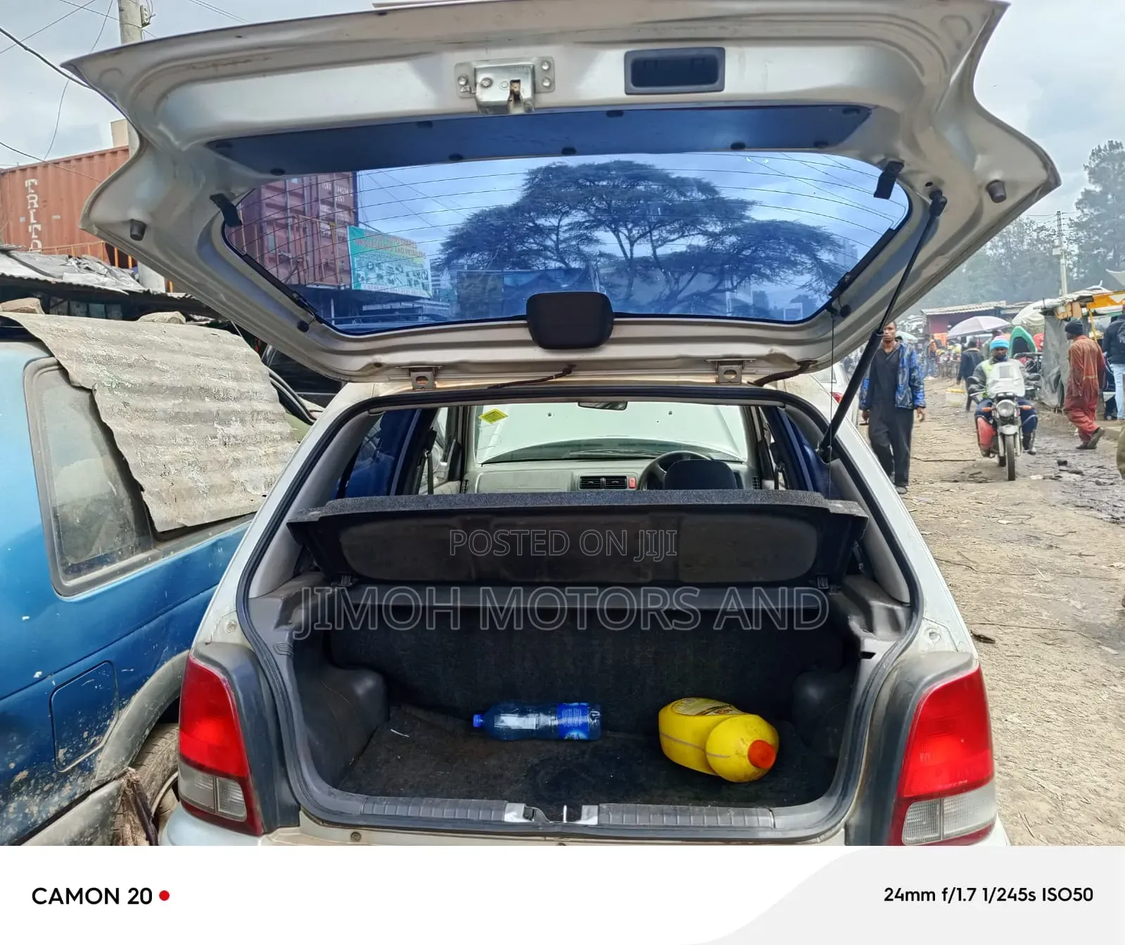 Honda Fit 2001 Silver