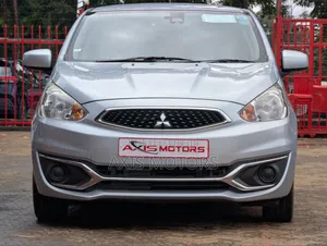 Mitsubishi Mirage SE 2018 Silver