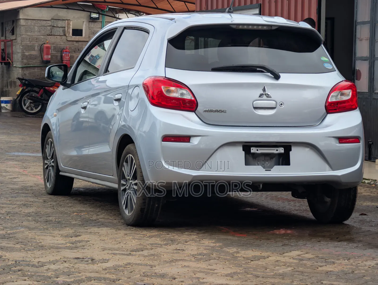 Mitsubishi Mirage SE 2018 Silver