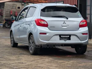 Mitsubishi Mirage SE 2018 Silver