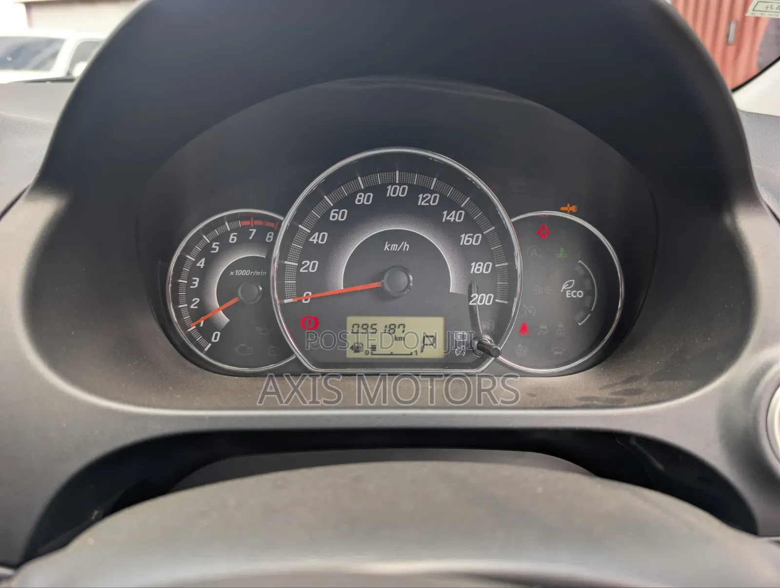 Mitsubishi Mirage SE 2018 Silver