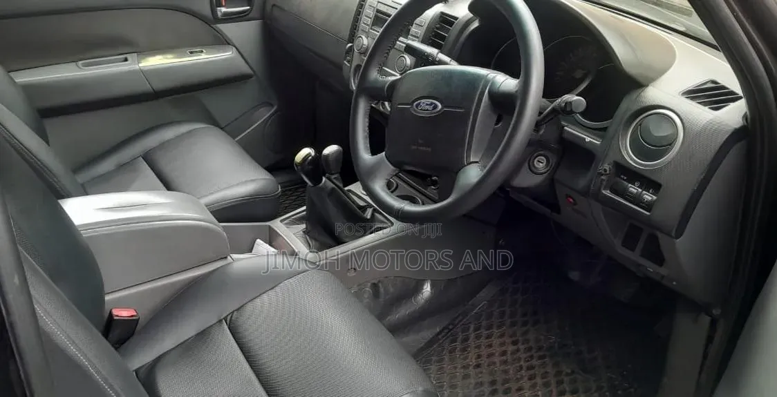 Ford Ranger 2010 Black