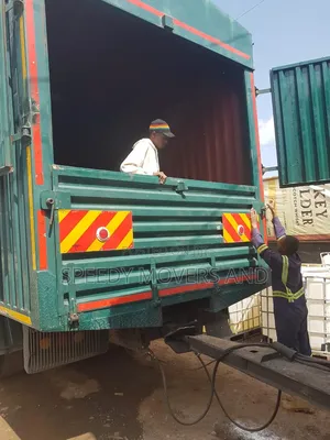 Across Borders Trailer Transport of Goods