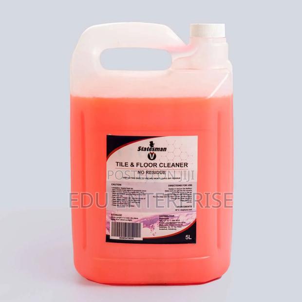 Efficient Tile Cleaner