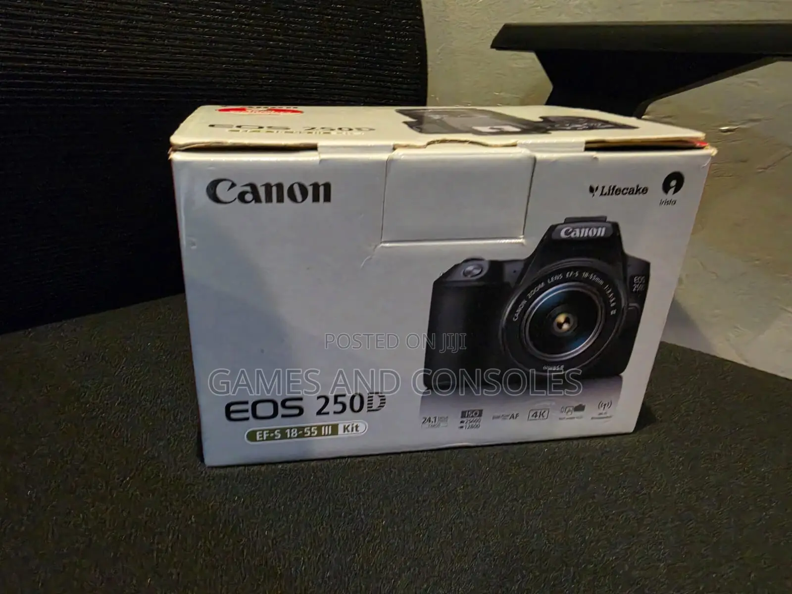 Canon E0s 250d