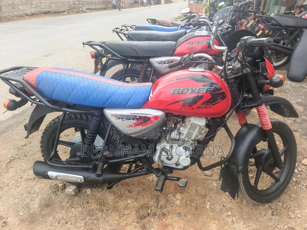 Bajaj Boxer 125 2021 Red - thumbnail 4