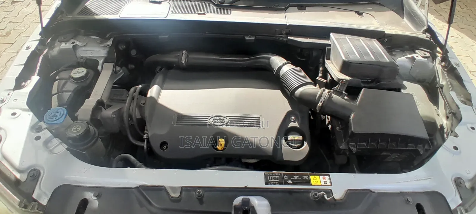 Land Rover Freelander 2011 Silver