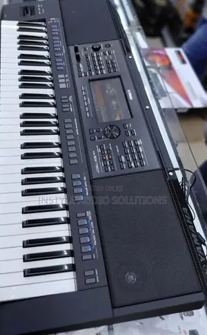 720 PSR Sx Yamaha Professional Keyboard