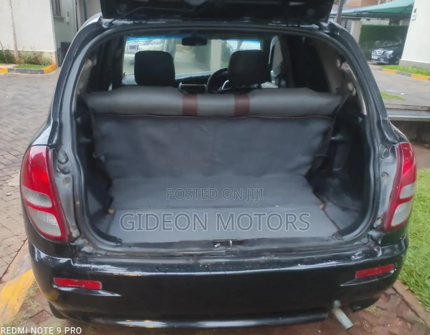 Toyota Duet 2001 Black