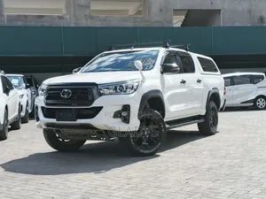 Toyota Hilux 2019 White