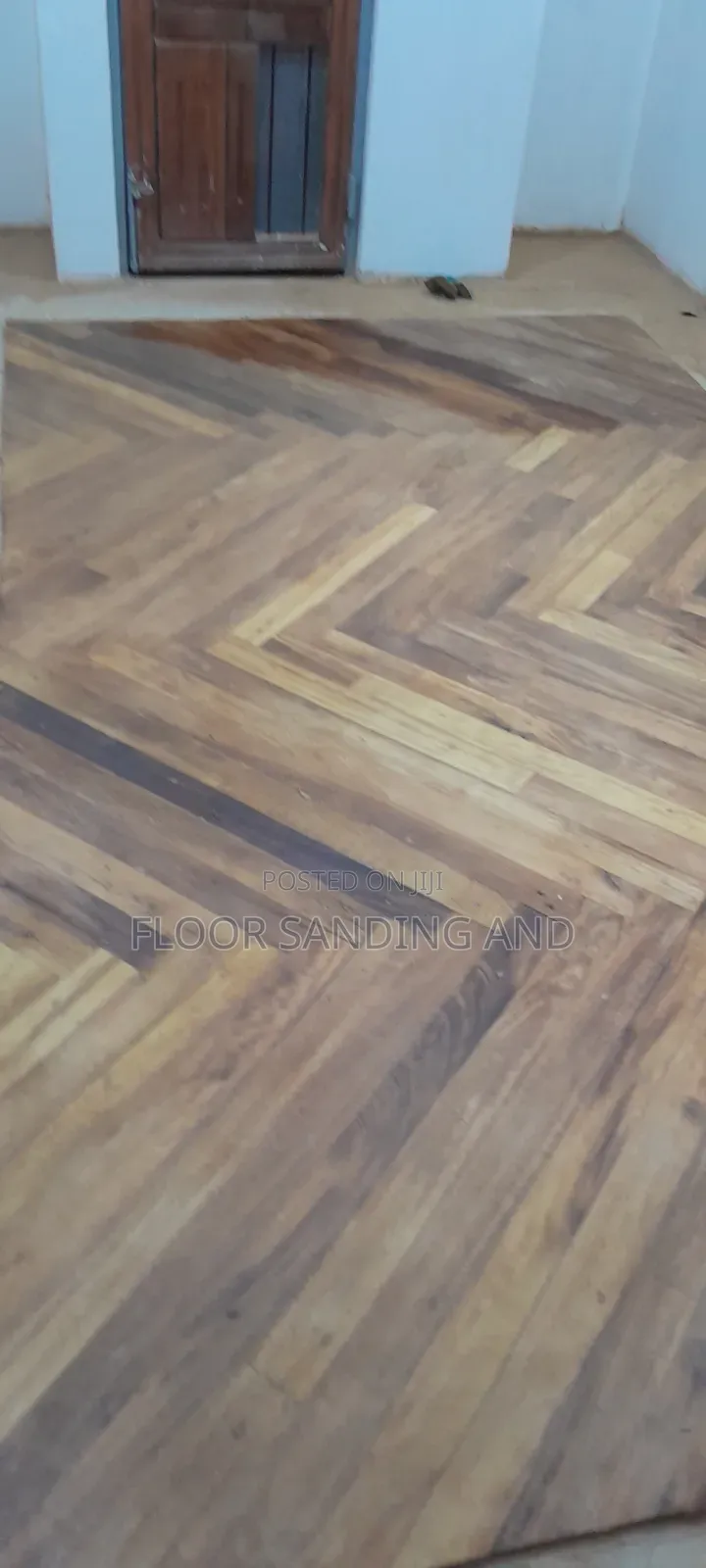 Wooden Floor Sanding Work and Polishing Services