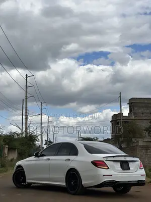 Mercedes-Benz E200 2016 White