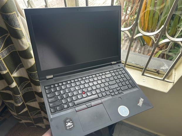 Laptop Lenovo ThinkPad P15s 16GB Intel Core i7 SSD 512GB - thumbnail 2